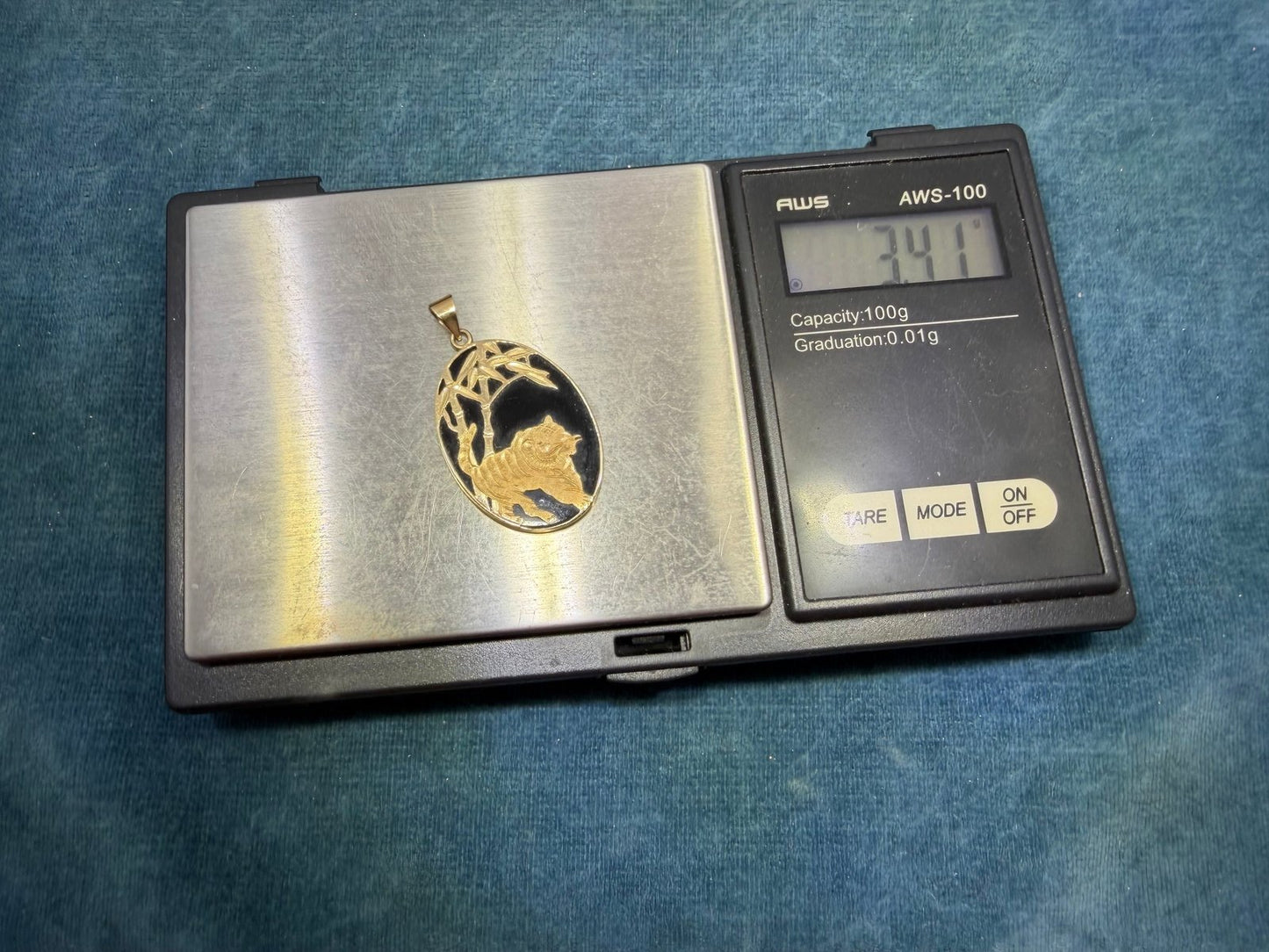 10k Gold Onyx Pendant w Japanese TIGER and Bamboo Stalks