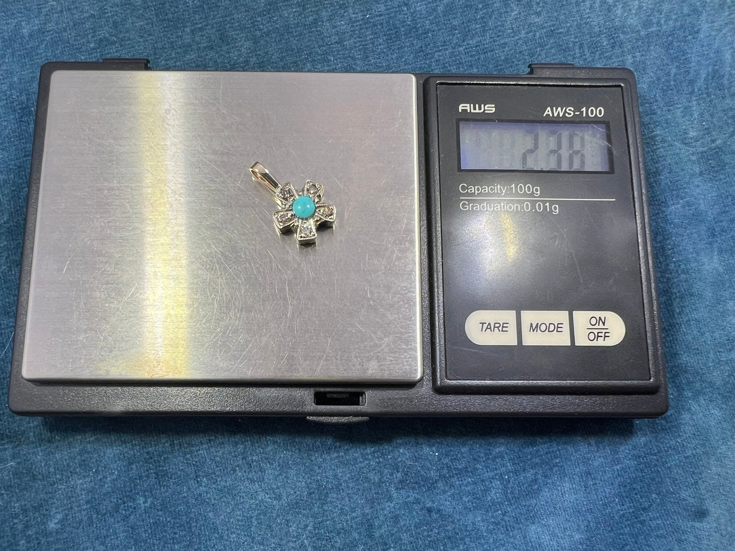 10k White Gold Turquoise Daisy Flower Pendant w Rose-Cut Fancy Diamonds