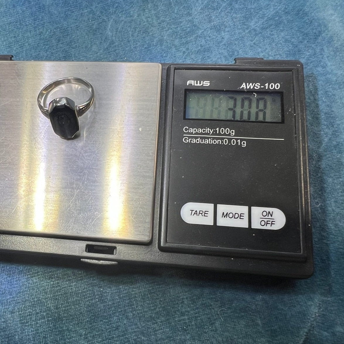 10k White Gold UNC Wilmington Onyx Insignia Class Ring. Go Hawks!