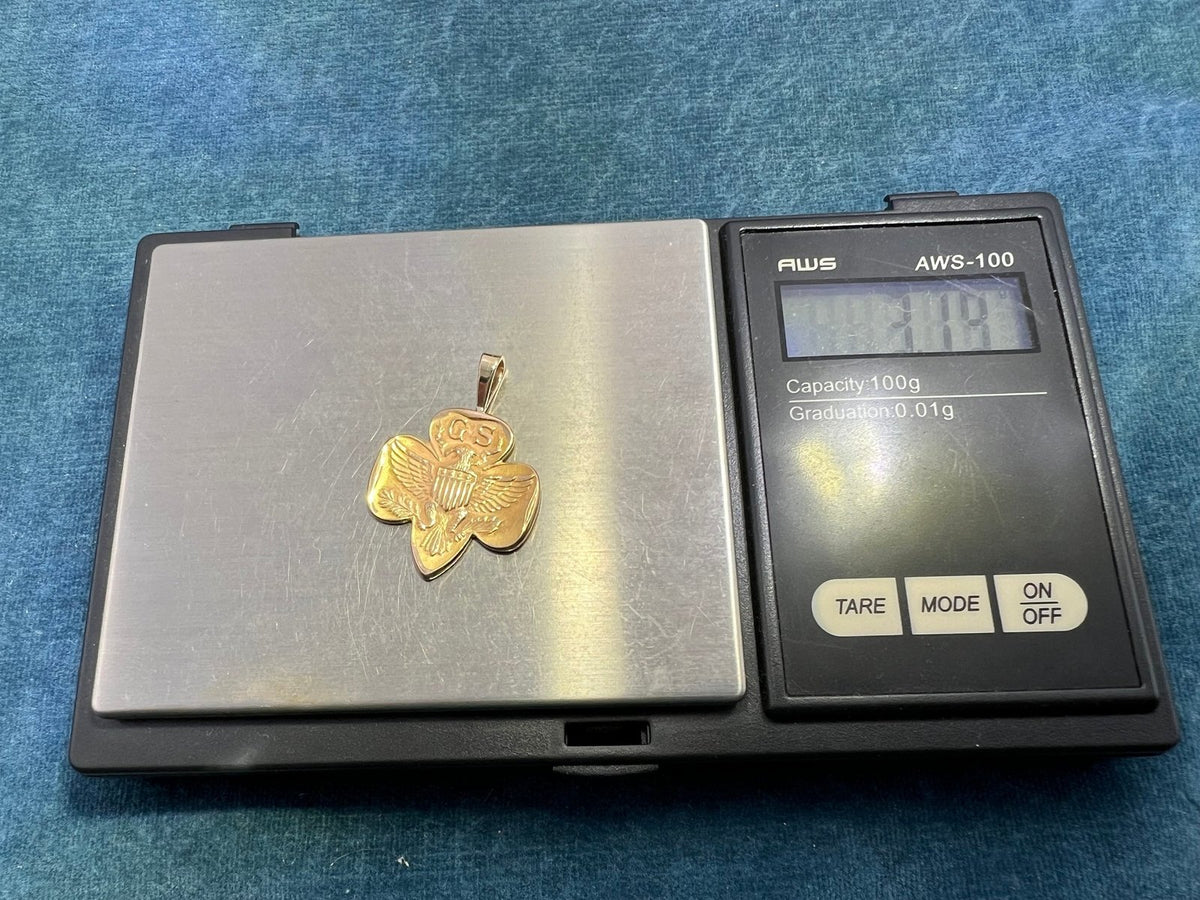 10k Yellow Gold GIRL SCOUT Trefoil Signet Pendant *Rare*