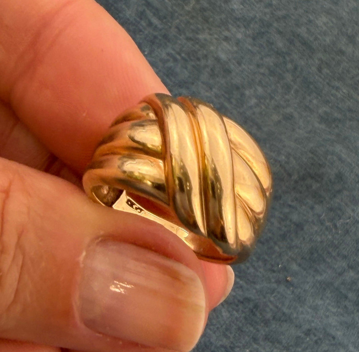 10k Yellow Gold Wide Band Ring. Stacked Love Knot Design. 12mm