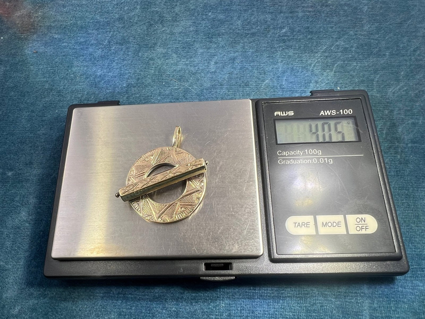 14k Gold Antique Irish Scottish Celtic Penannular Pendant. Victorian