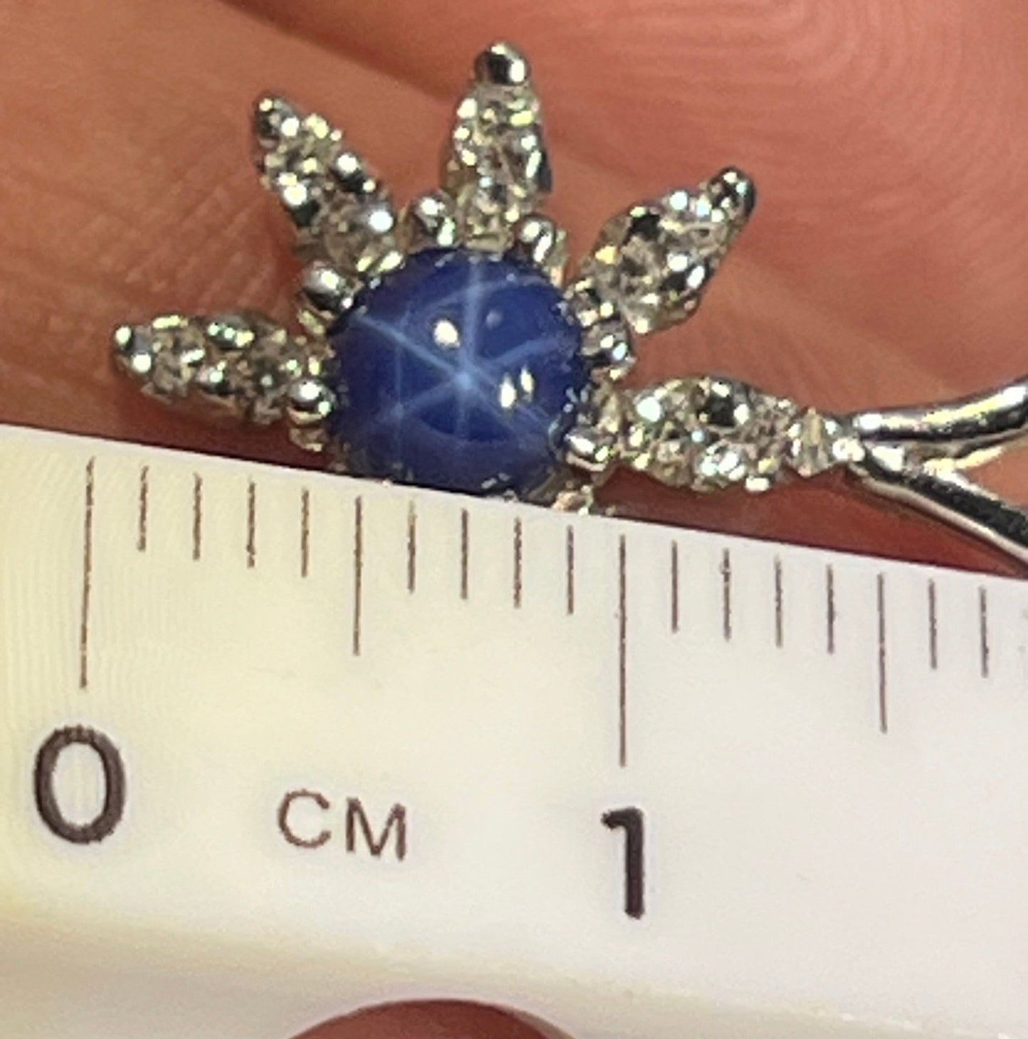 14k Gold WG Blue Lindy Star Sapphire Flower Pendant w Diamonds *Video*