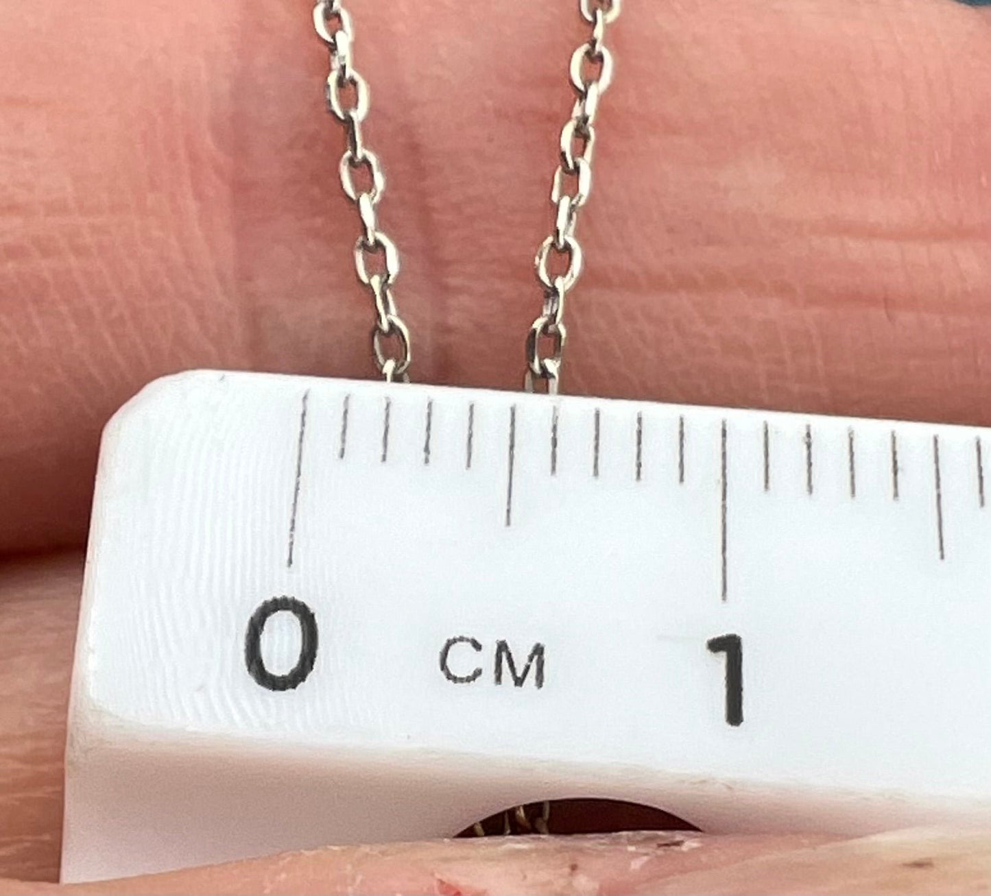 14k White Gold Natural Diamond Flower Necklace. Daisy Chain!