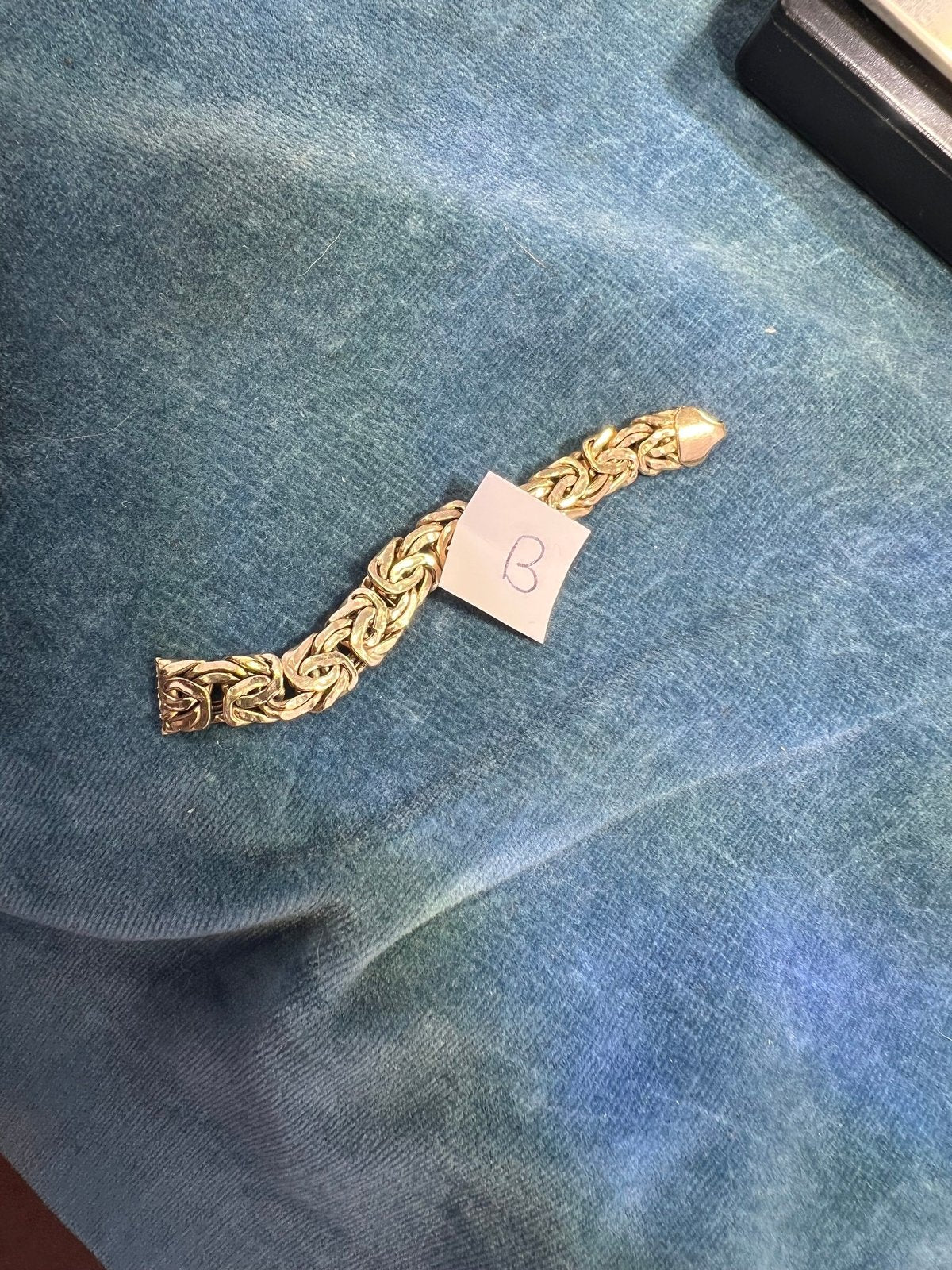 14k Yellow Gold 2.85 grams. 80% SCRAP Price - B