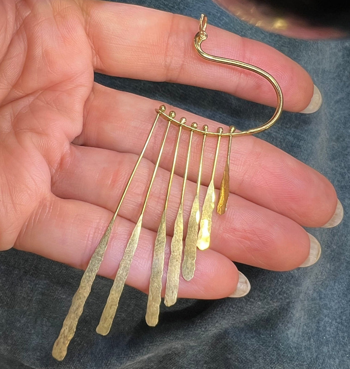 14k Yellow Gold Artisan Hammered Fringe Chandelier Necklace. Kinetic 3.5" 4g