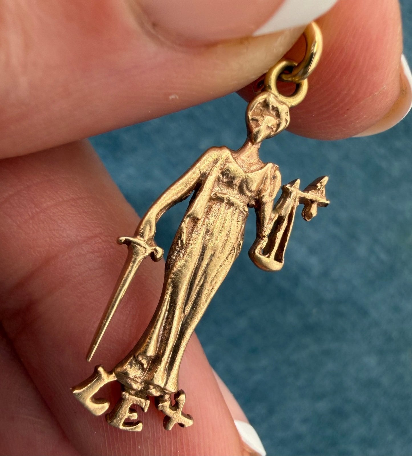 14k Yellow Gold Lady JUSTICE Pendant w Sword + Scales. LEX = Law 3.3g + 1.2"