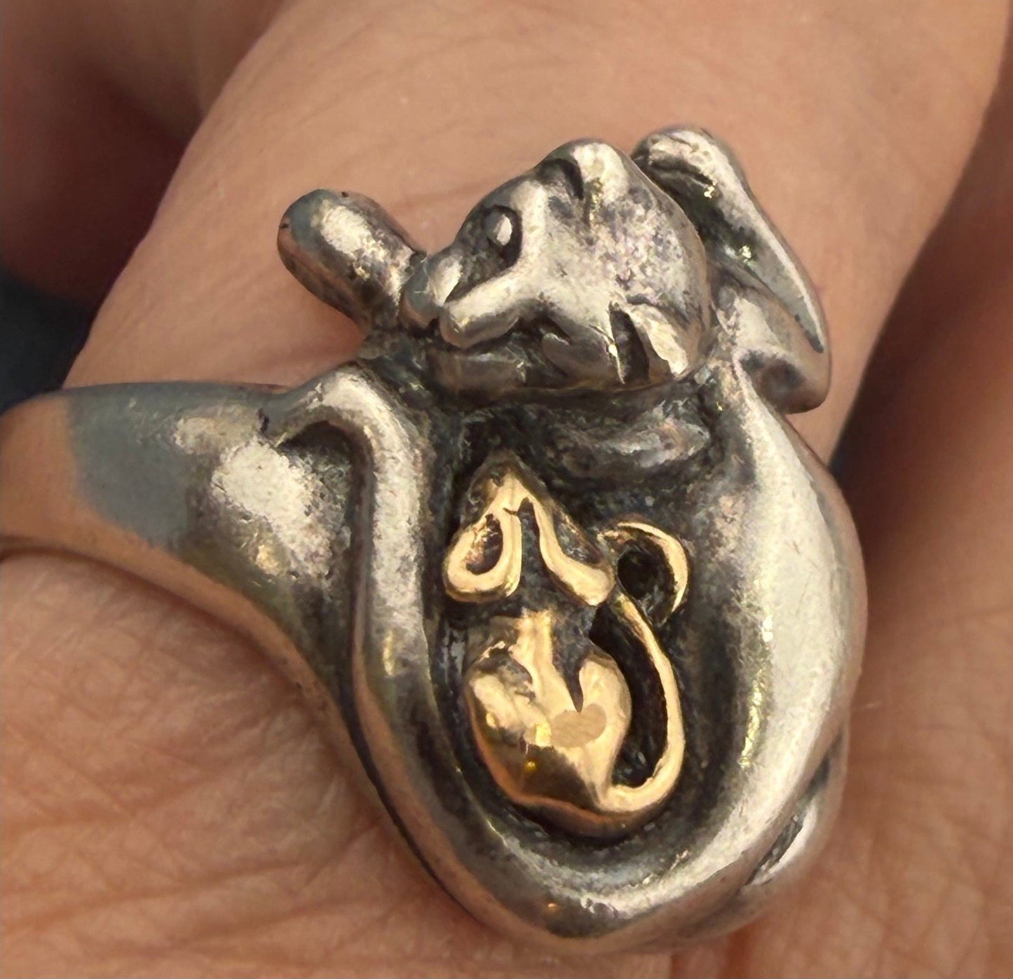 14k Yellow Gold Mouse & 925 Cat Ring. Unlikely Friendship. 3/4" + 6.4g