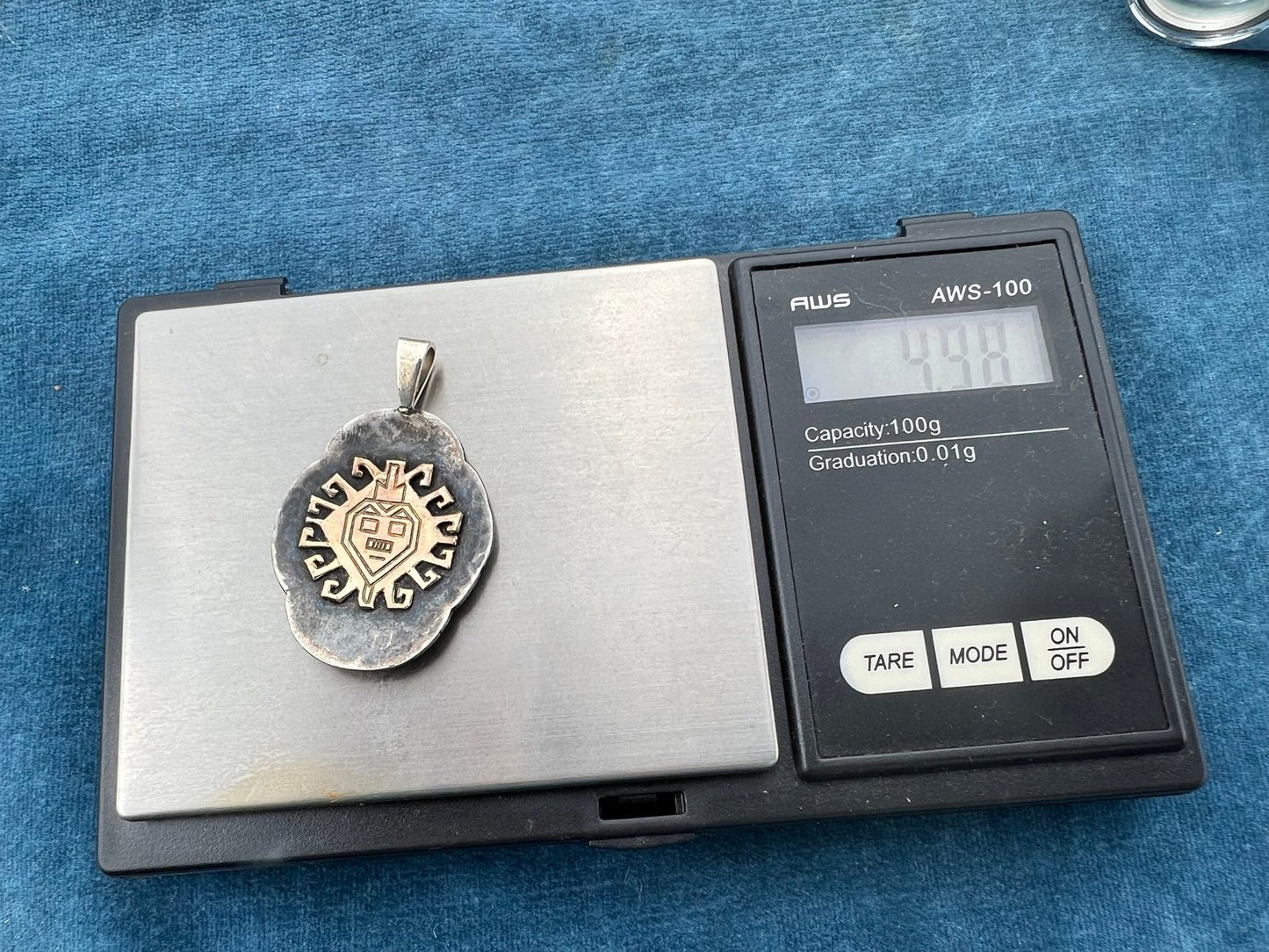 18k Gold + Silver Aztec Sun w Face Tribal Pendant. 1.4" 5g