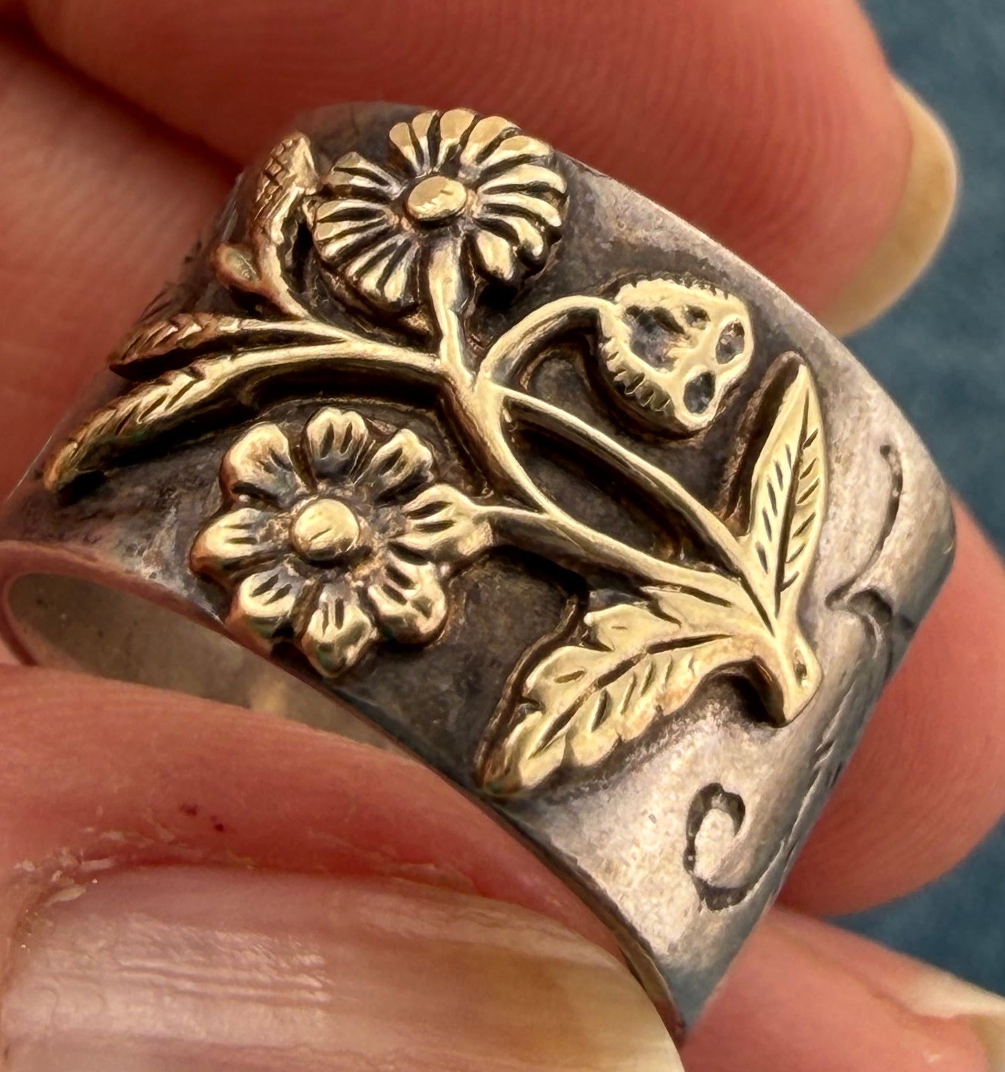 14k Yellow Gold Flowers on 925 Silver Wide Cigar Band Ring