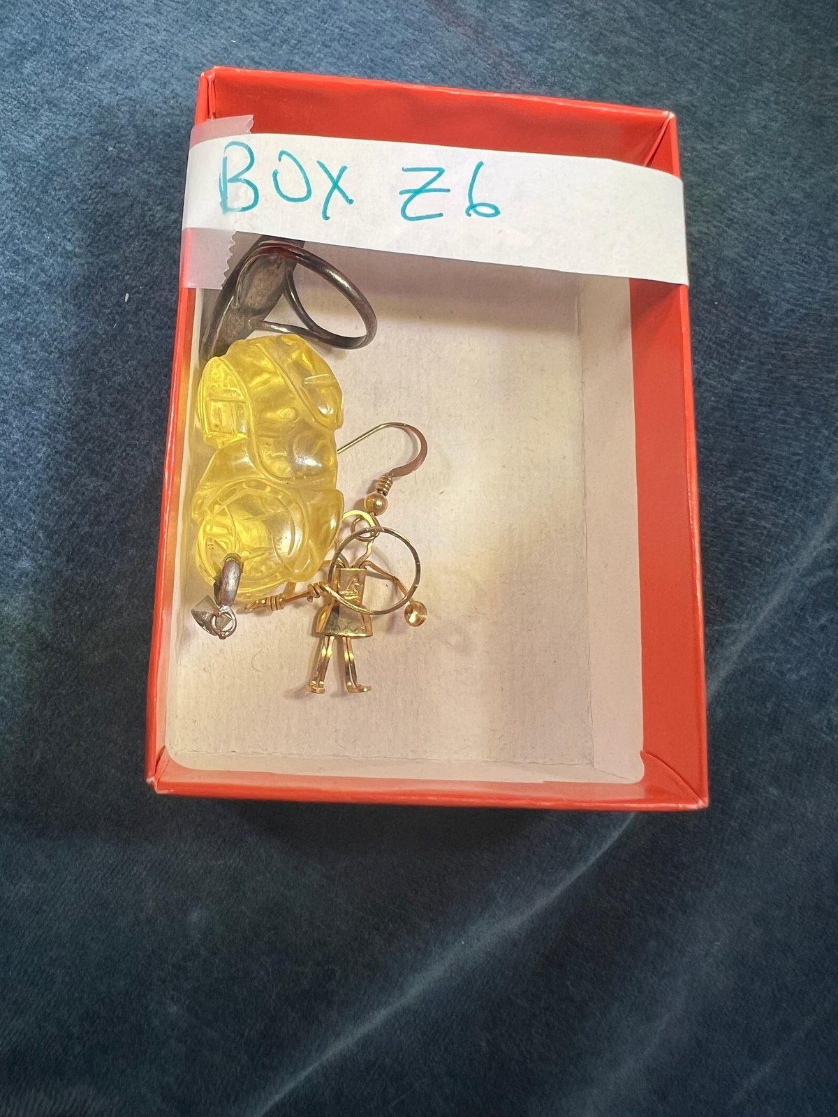 UNDER COST - Lot of 925 Jewelry - Inlaid Onyx Ring + Foo Dog - Box Z6