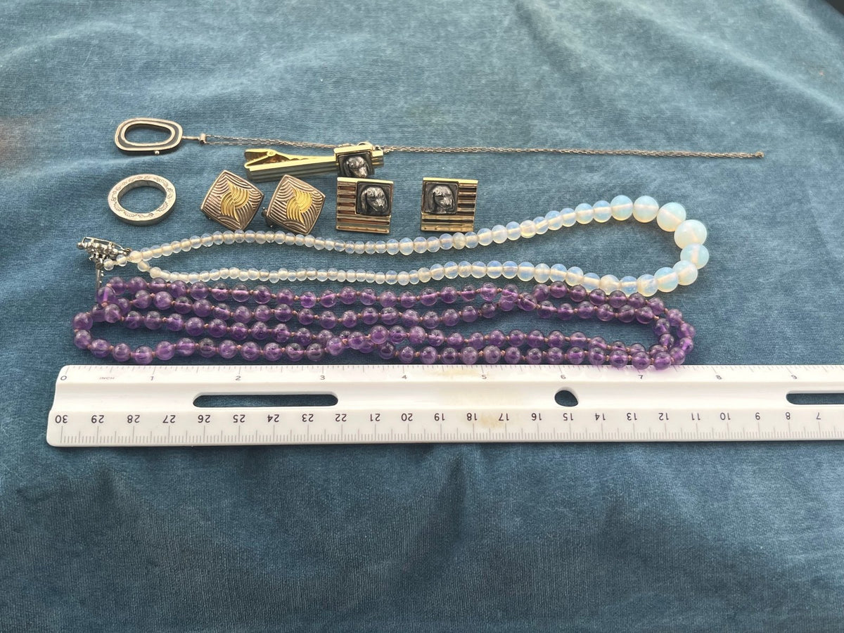 UNDER COST - Lot of Jewelry w 18k /Silver Designer Earrings - Box 14
