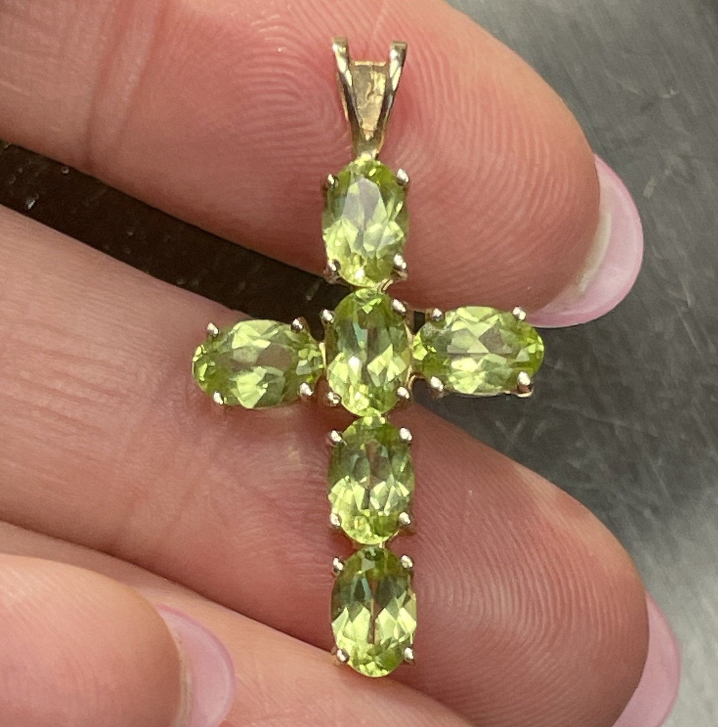10k Yellow Gold Lime Green Peridot Cross Pendant. 1.15"