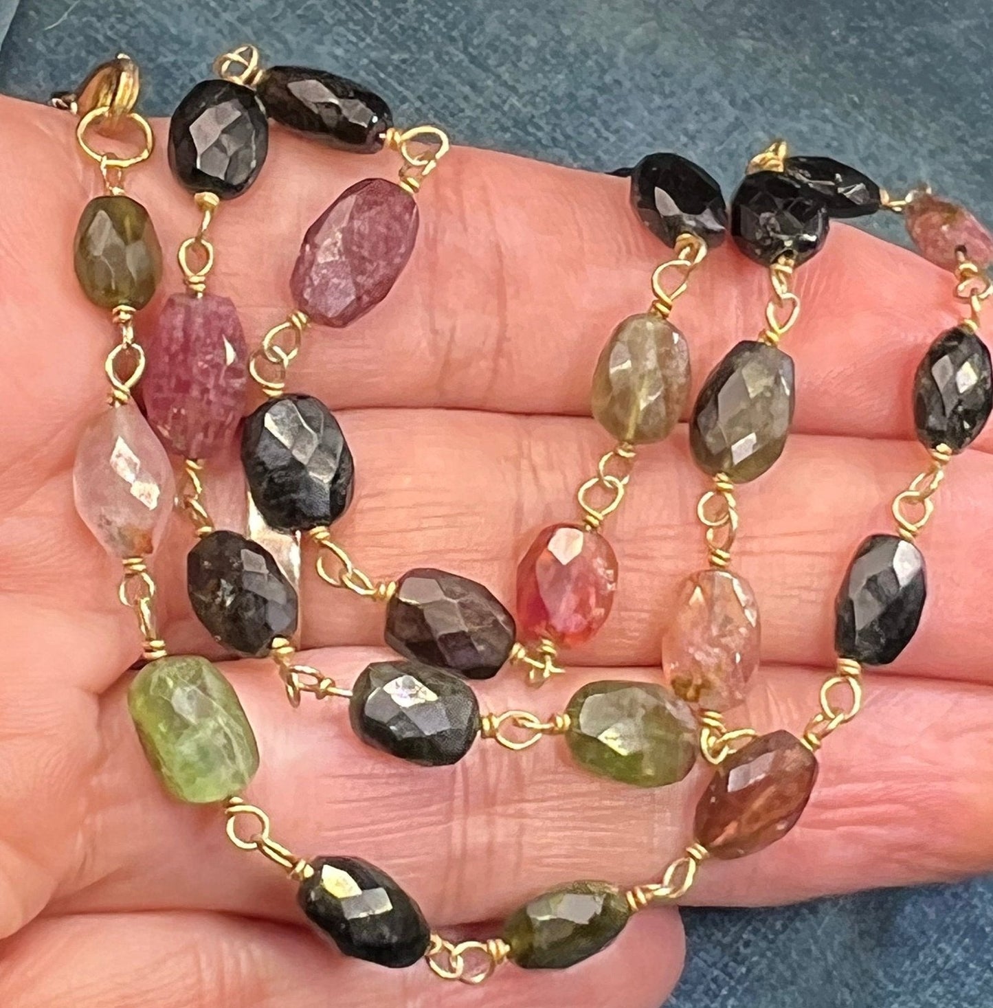 10k Gold Multi-Color Tourmaline Station Chain Necklace. 17g
