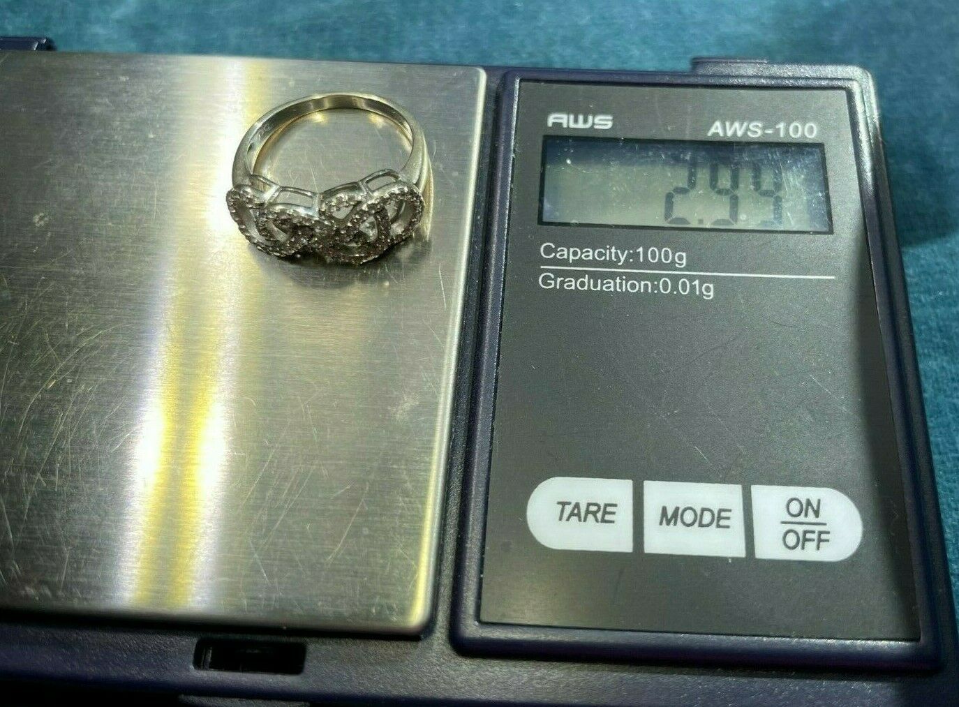 10k White Gold 0.33 TCW Diamond LOVE KNOT Ring