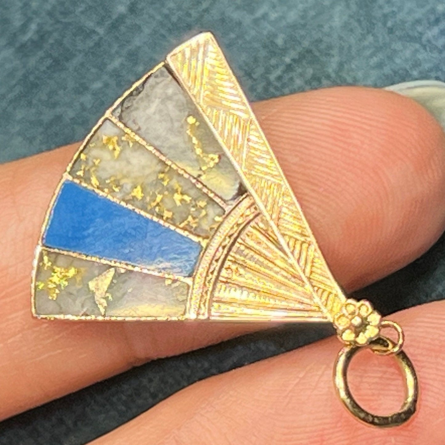 10k Yellow Alaskan Gold Quartz Antique Fan Pendant. 1.25"