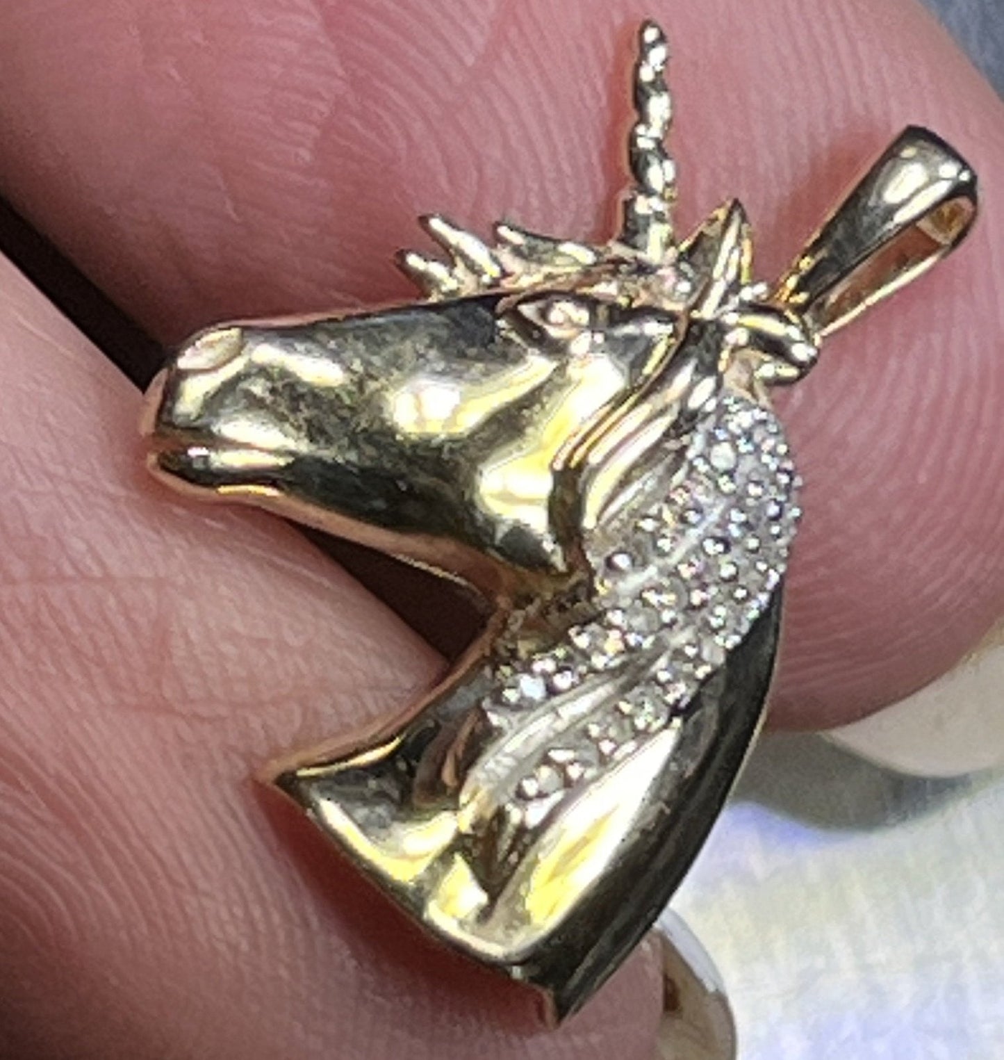 10k Yellow Gold Unicorn Head Pendant w Diamond Mane