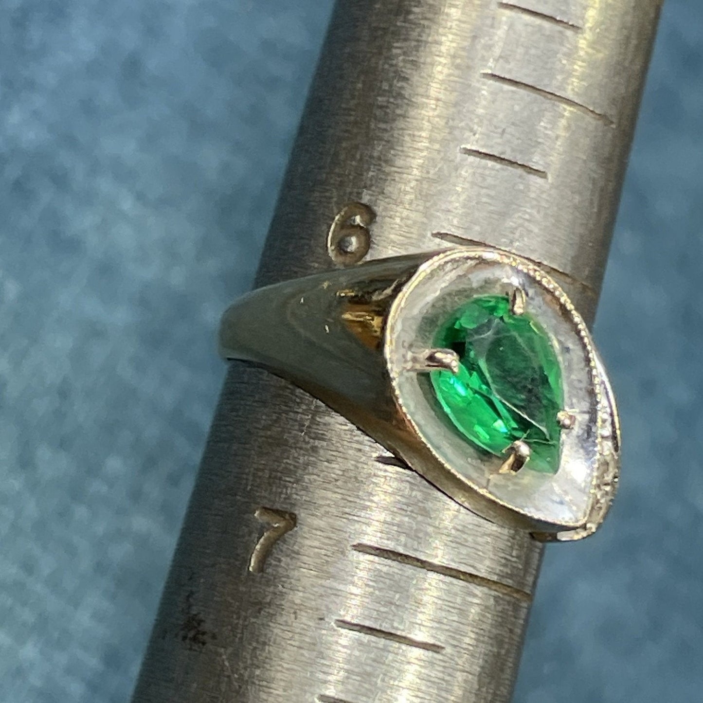 10k Yellow White Gold 1.30 Ct Teardrop Emerald & Diamond Ring