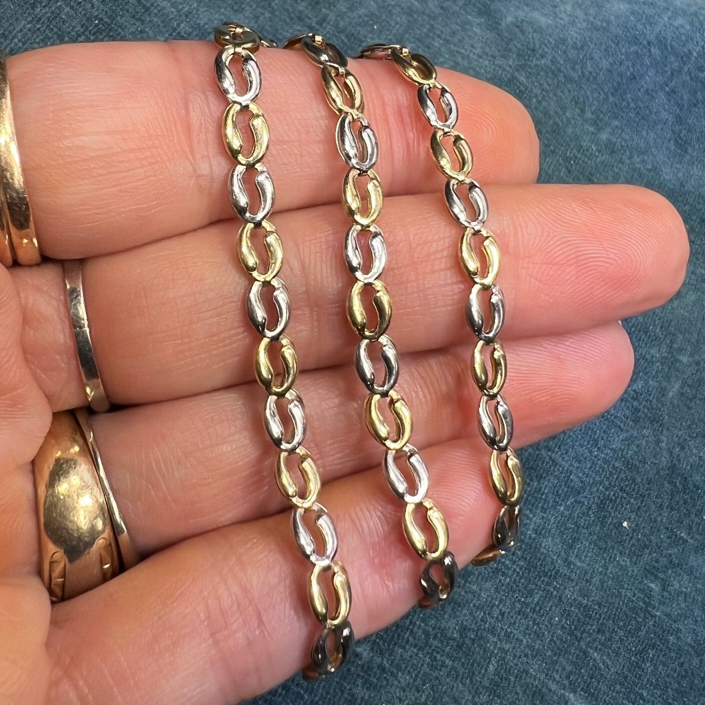 10k Yellow + White Gold 5mm Mariner Chain Link Necklace. 6.4g