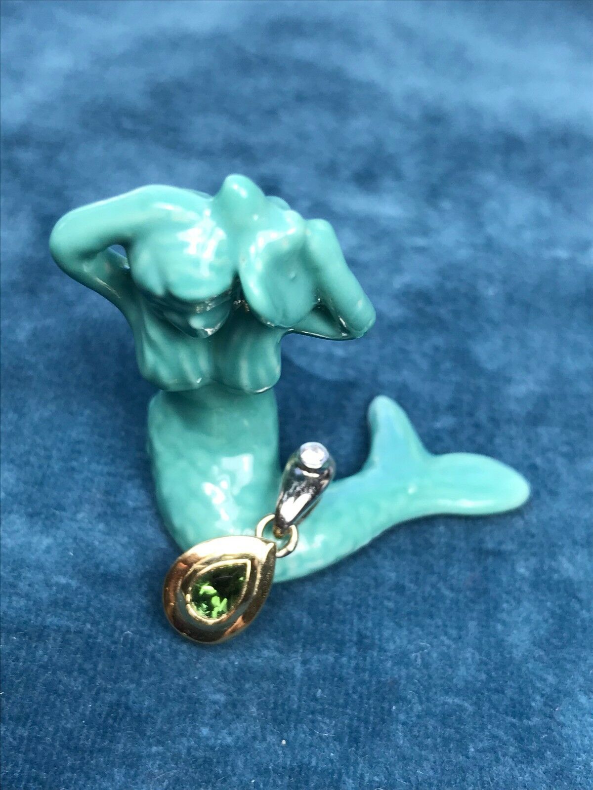 14K Yellow & White Gold Pendant w Green Tourmaline and Natural Diamond. 3/4"