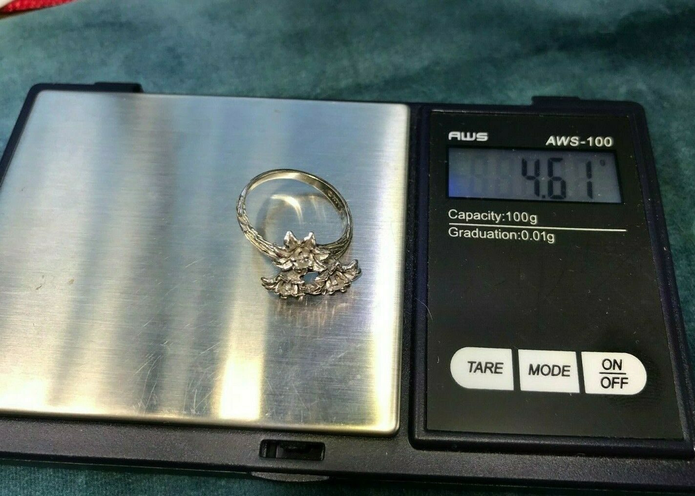 14k White Gold 0.33 TCW Diamond Flower Bouquet Ring. Victorian_b185_9_20
