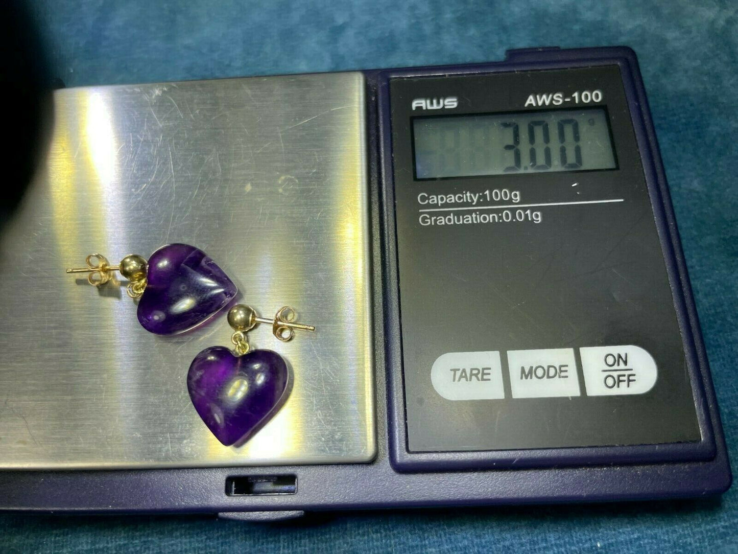 14k Yellow Gold Carved Cabochon Amethyst Heart Dangle Earrings. Large_21_128
