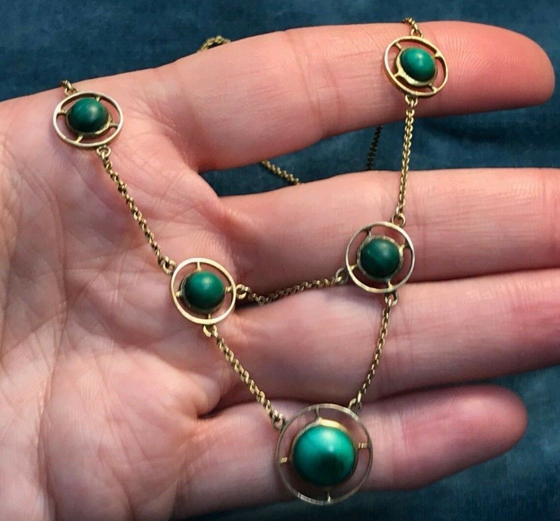 14k Yellow Gold Festoon Bib Necklace w Bezel-Set Malachite. Heavy 8.7g-K1L50J