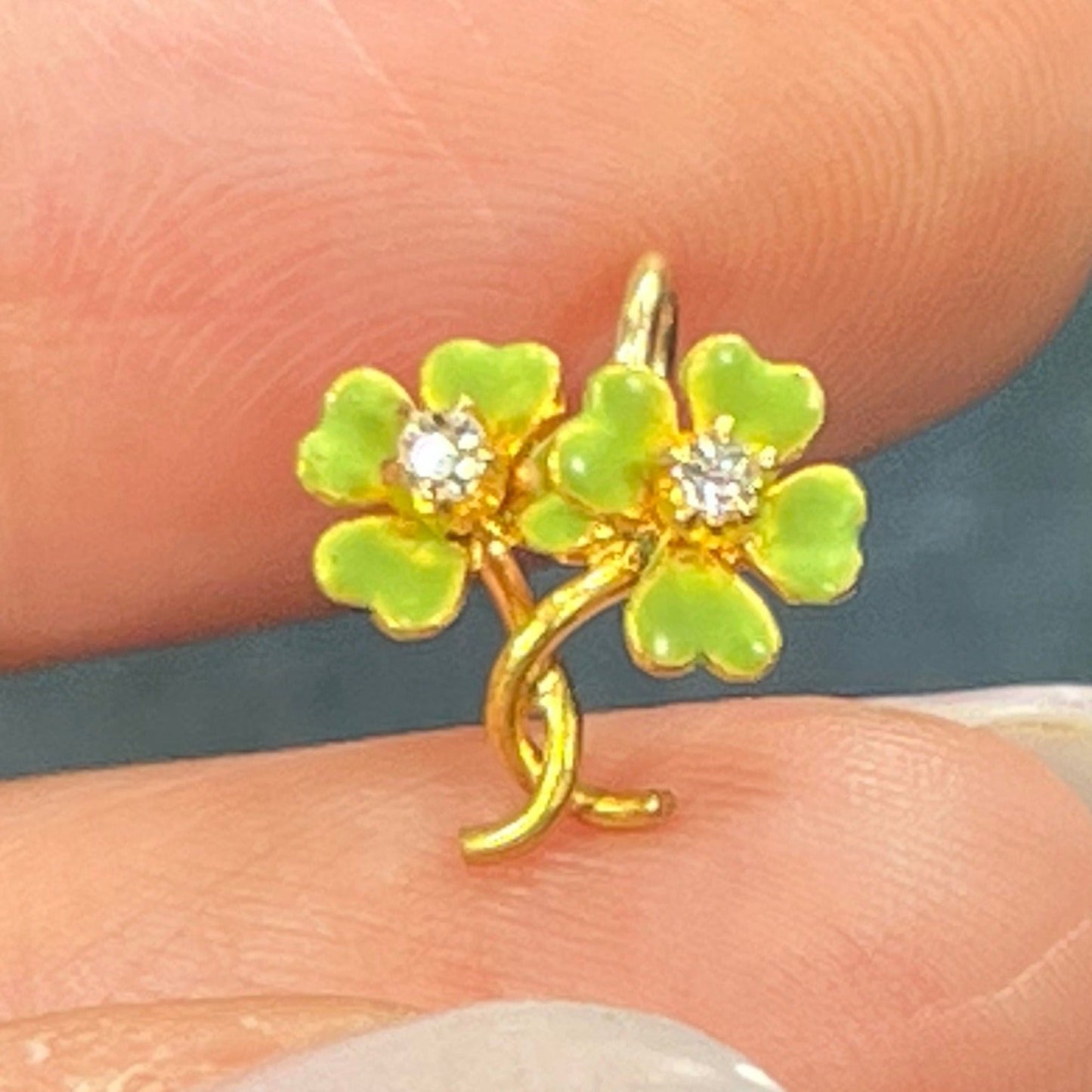 14k Yellow Gold Irish Lucky Shamrock Pendant w Diamonds. TINY!