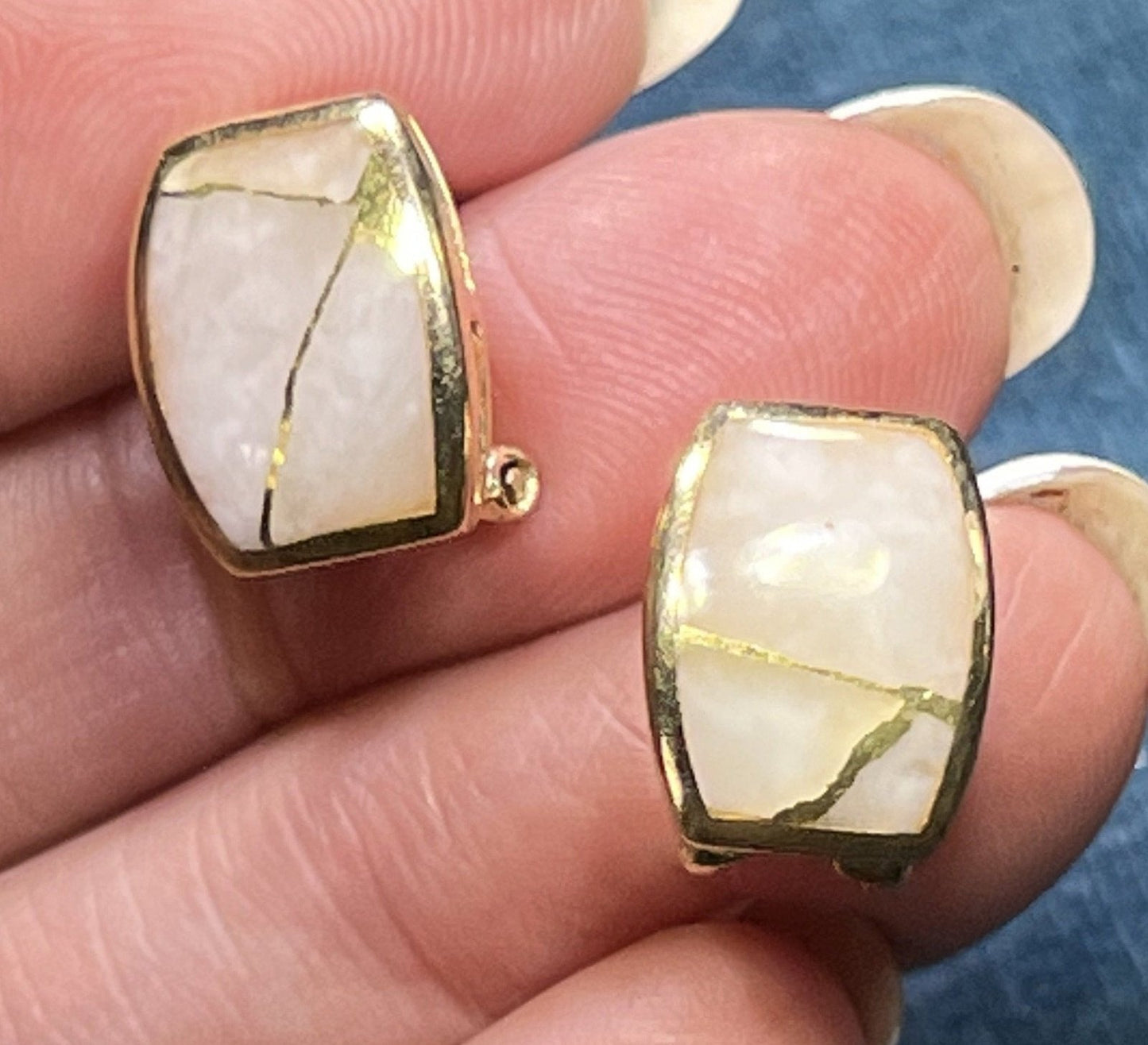 14k Alaskan Gold in Quartz OmegaBack Earrings. Striking!