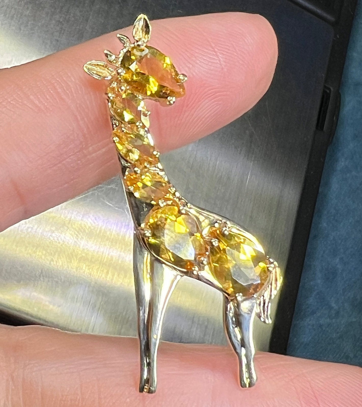 14k Gold 3.5 TCW Pear-Cut Lemon Citrine GIRAFFE Pendant. 1.7"