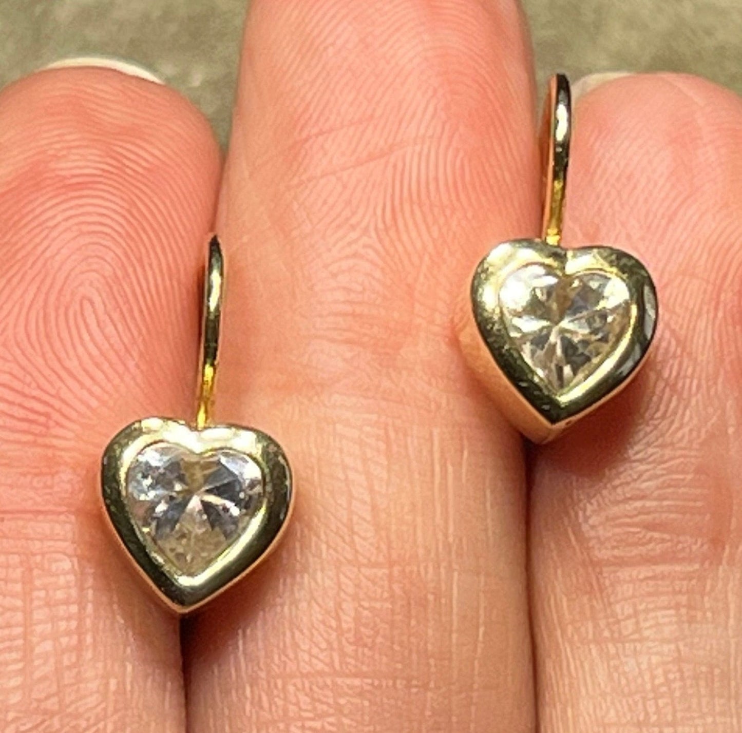 14k Gold 4 tcw CZ Heart Bezel-Set Earrings. Leverbacks 4.5g