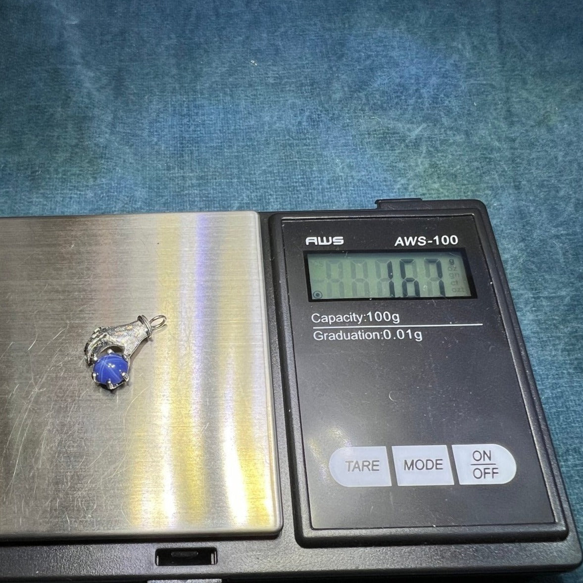 14k White Gold Diamond & Blue Lindy Star Sapphire HAND Pendant