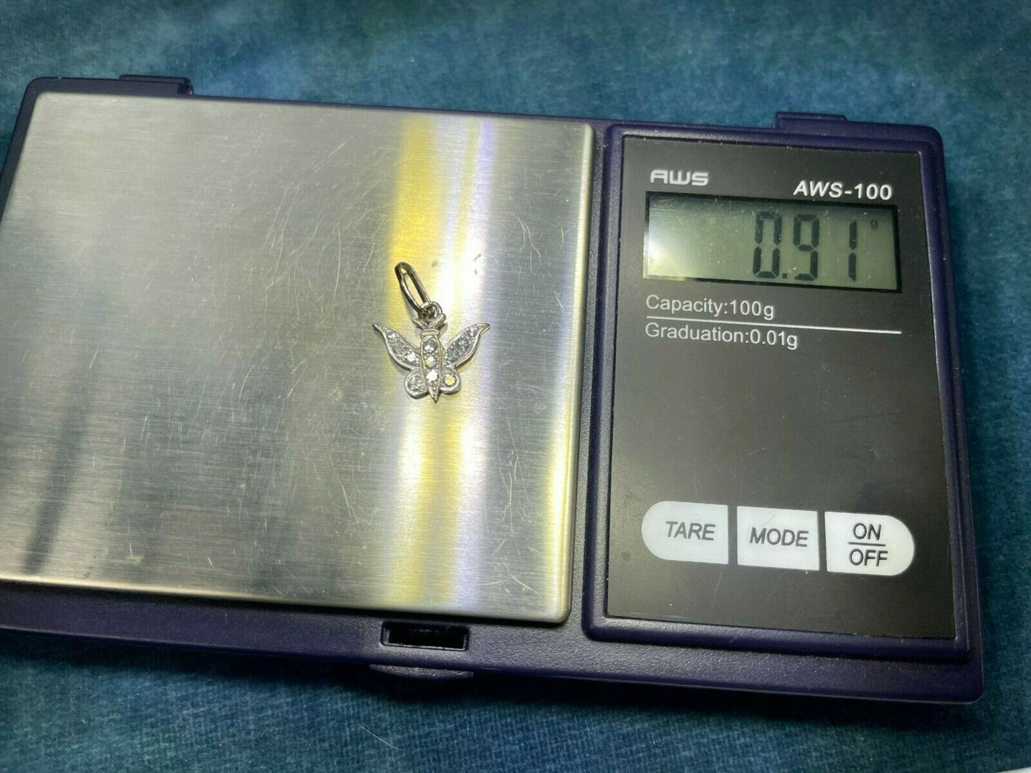 14k White Gold Diamond Butterfly Pendant. TINY!!!_21_176