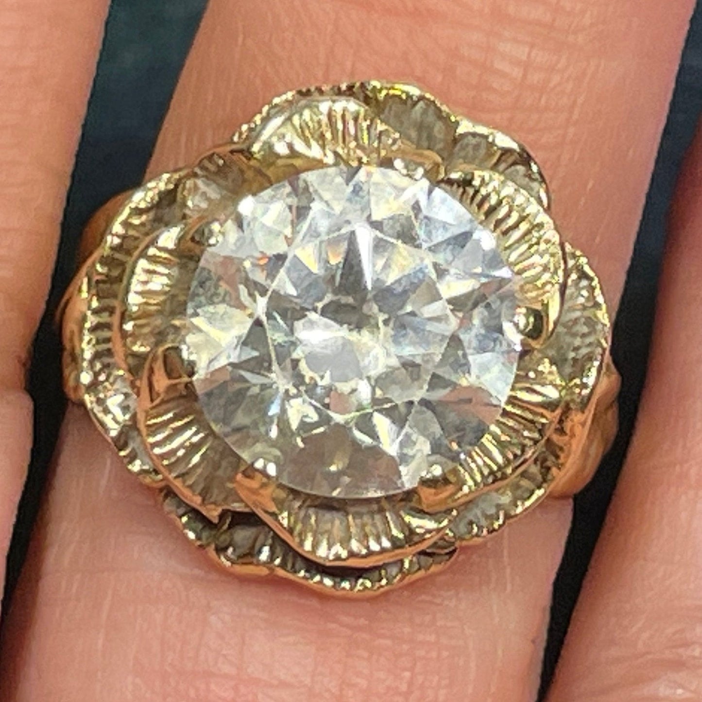 14k Yellow Gold 3D Cabbage Rose Flower Ring. 10.7g + 0.7"