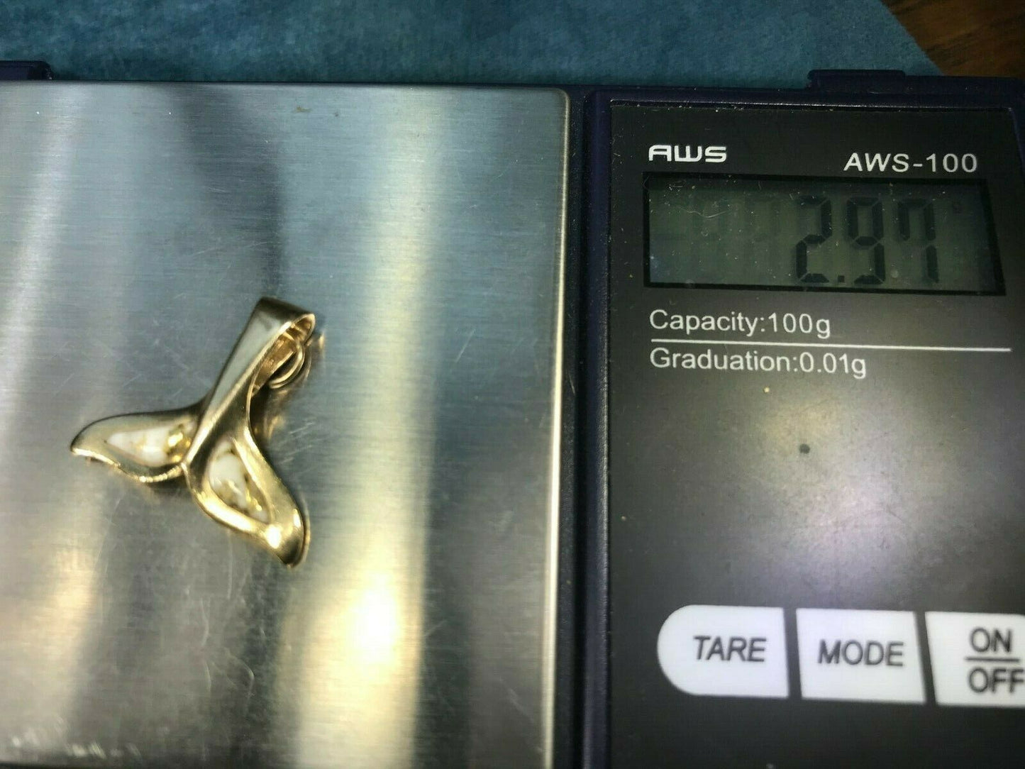 14k Yellow Gold Alaskan Gold-in-Quartz Mermaid Tail Pendant