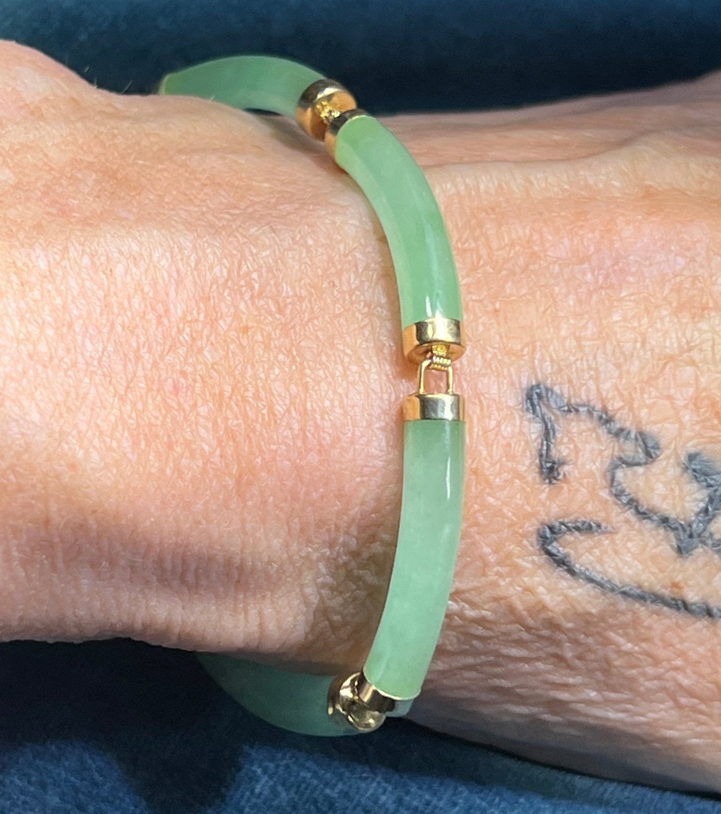 14k Yellow Gold Apple Green Jade Panel Bracelet. Translucent