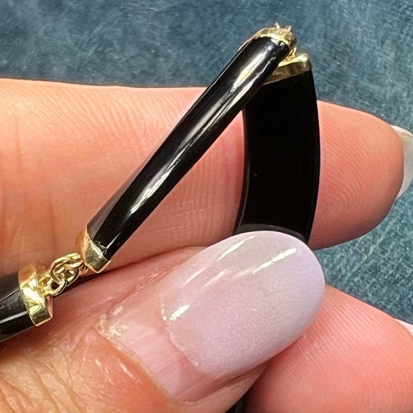 14k Yellow Gold Asian Black Onyx Panel Necklace. 19g