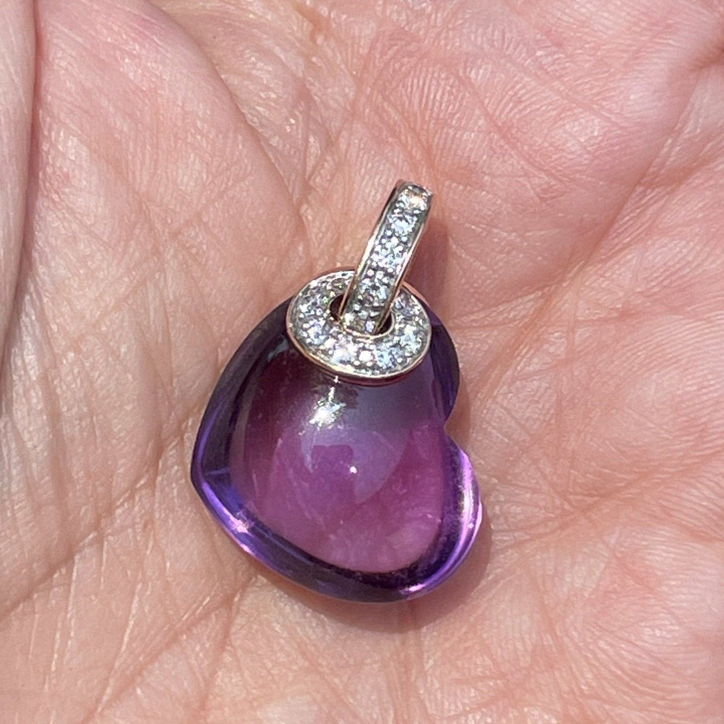 14k Yellow Gold Cabochon Amethyst Heart Pendant. 0.50 TCW Diamonds