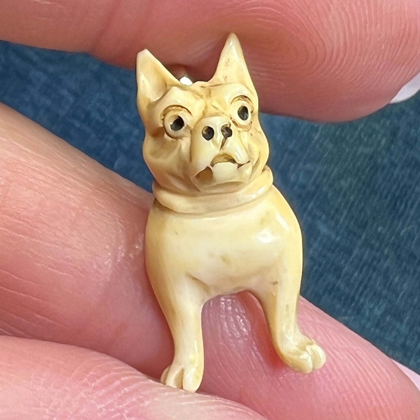 14k Yellow Gold Carved French BULLDOG Pendant. Antique