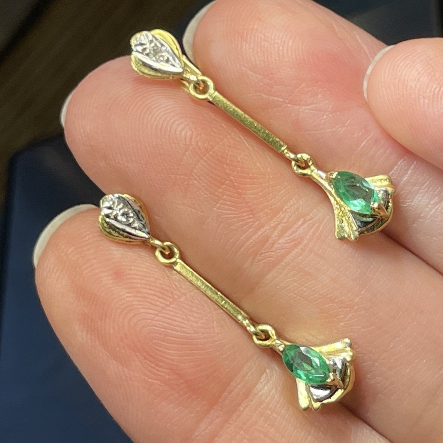 14k Yellow Gold Dangle Drop Earrings w 0.50 TCW Marquise Emeralds.