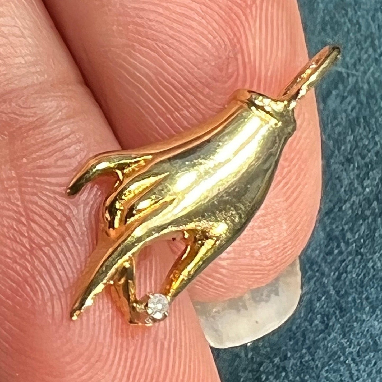 14k Yellow Gold & Diamond Antique HAND Pendant