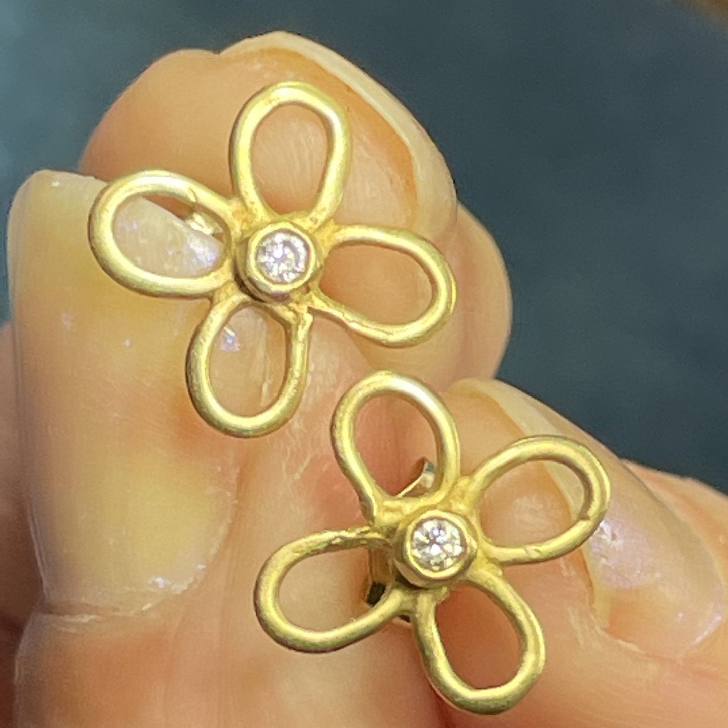14k Yellow Gold Diamond DAISY Flower Earrings. TINY!