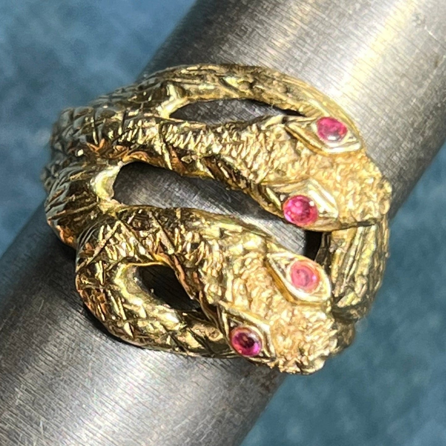 14k Yellow Gold Double Twin SNAKE Ring w Ruby Eyes. 2/3" + 9g