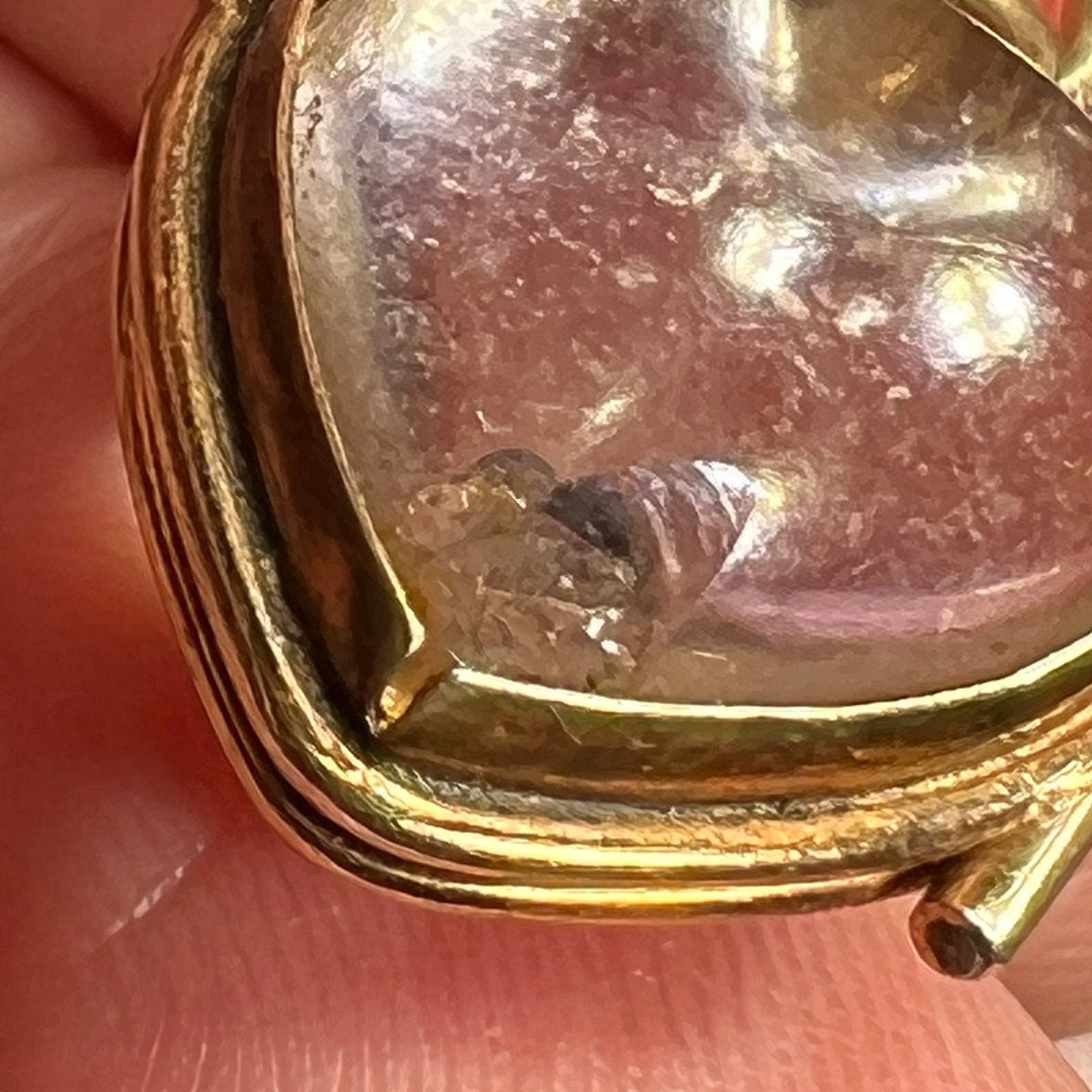 14k Yellow Gold *Heart* Photo Bubble Locket Pendant. Opens!