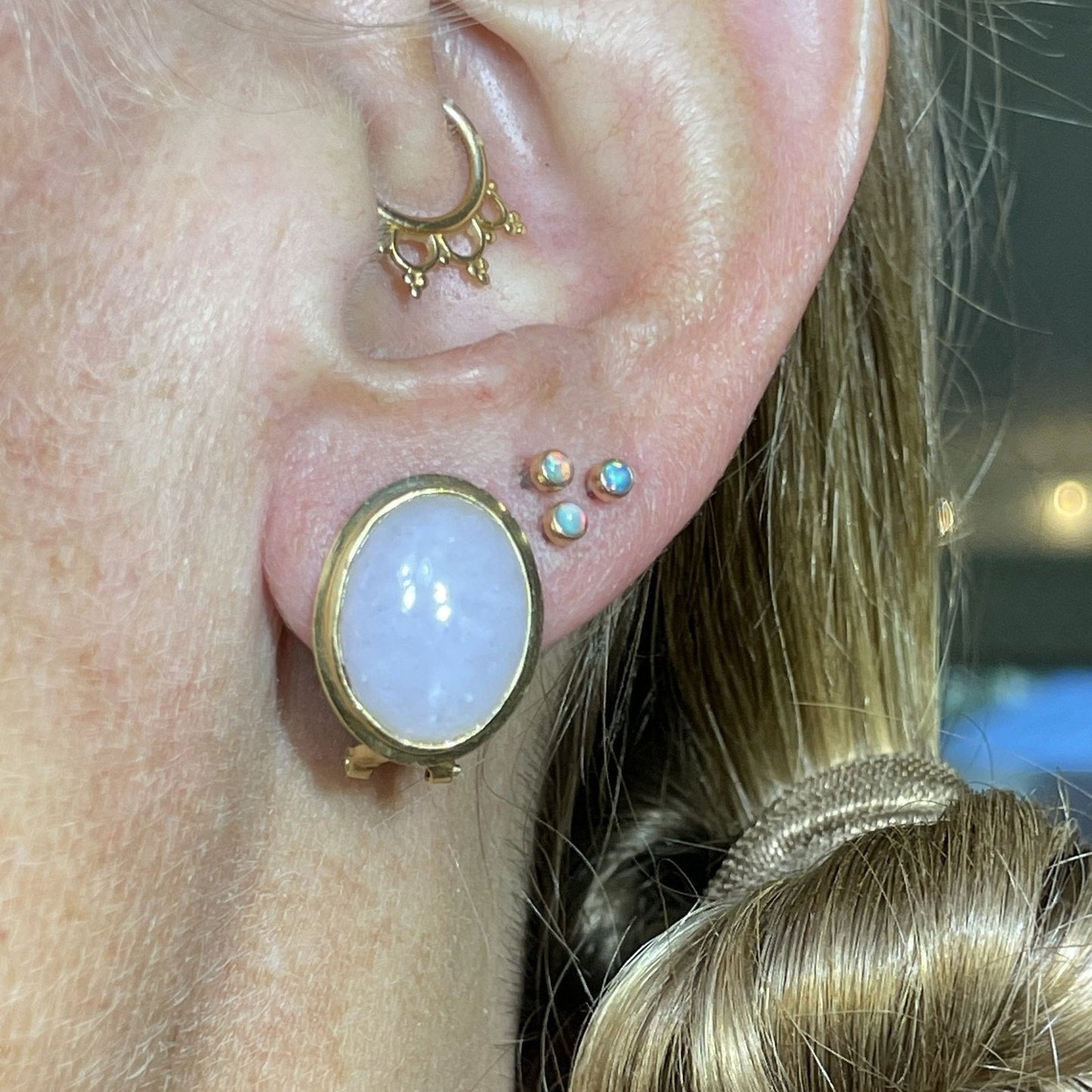 14k Yellow Gold Lavender Purple Jade OMEGABACK Earrings