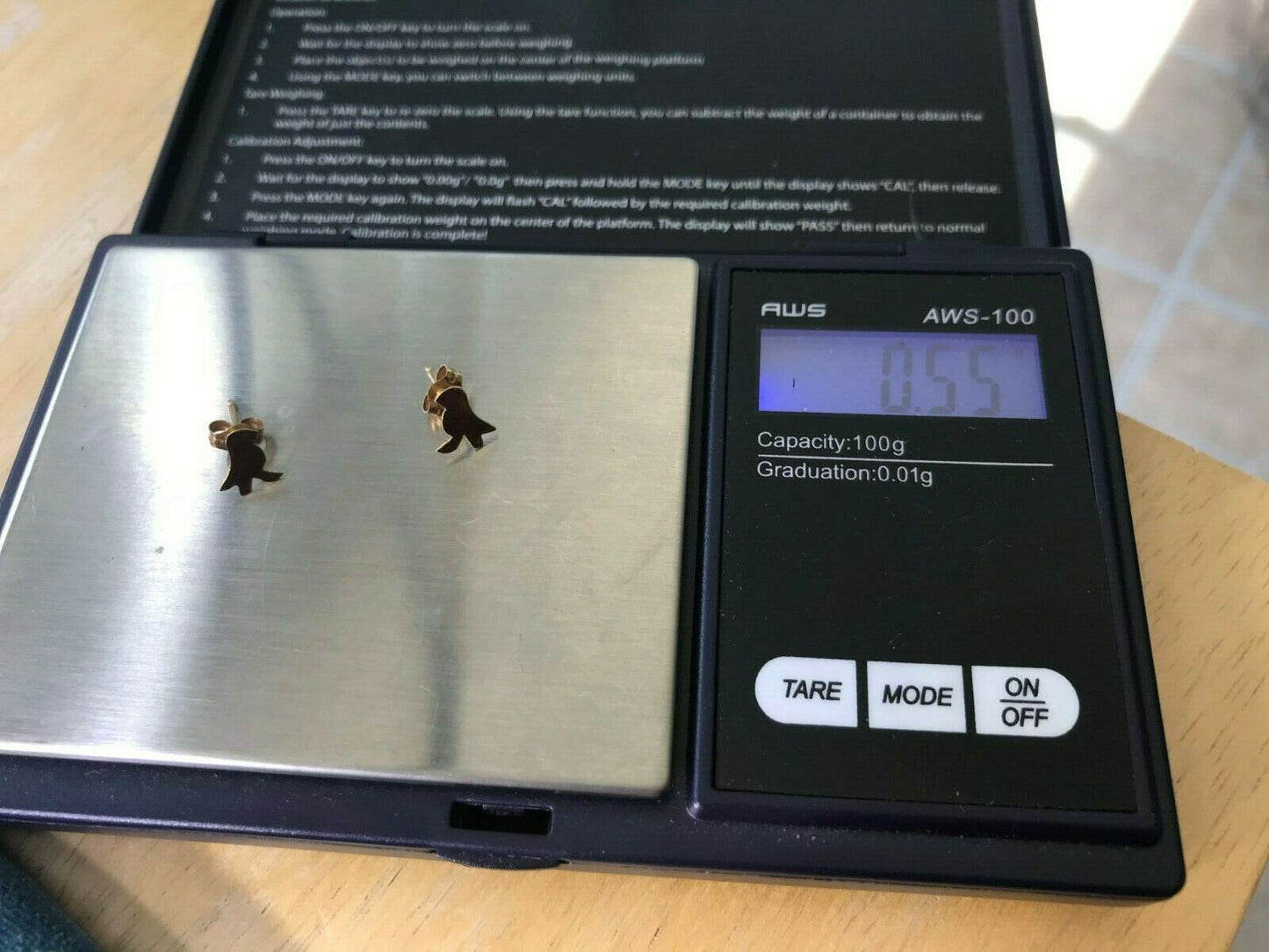 14k Yellow Gold "Love Birds" Stud Earrings. Tiny! -K4L4J