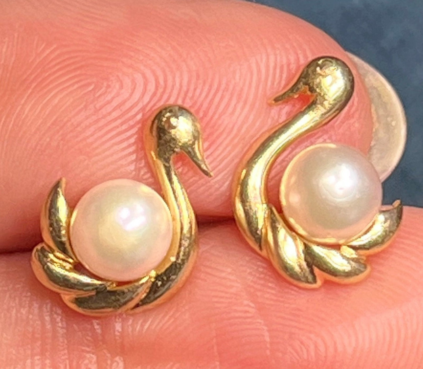 14k Yellow Gold Pearl SWAN Earrings. TINY!
