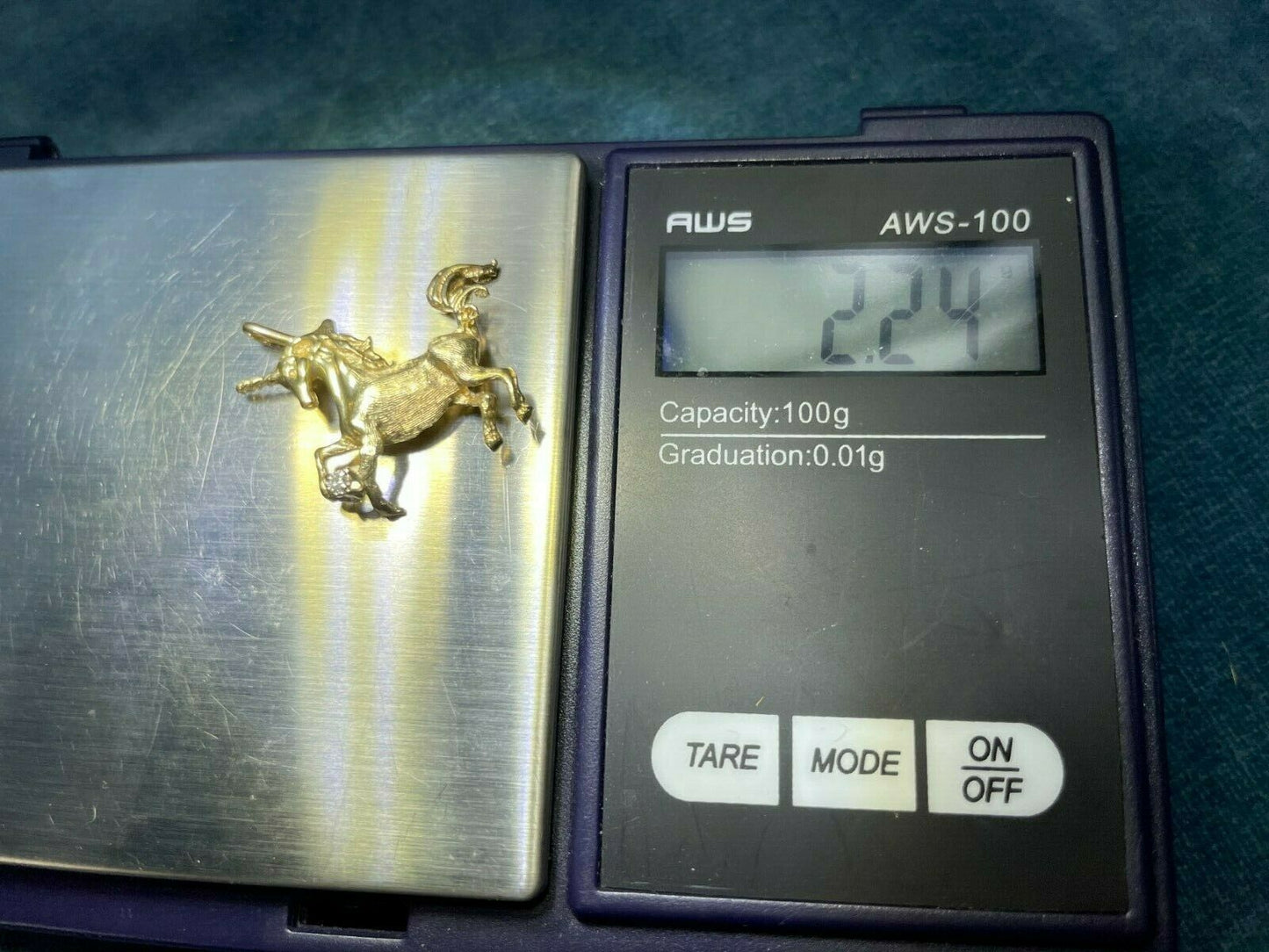 14k Yellow Gold Prancing Unicorn Pendant w Diamond_21_369