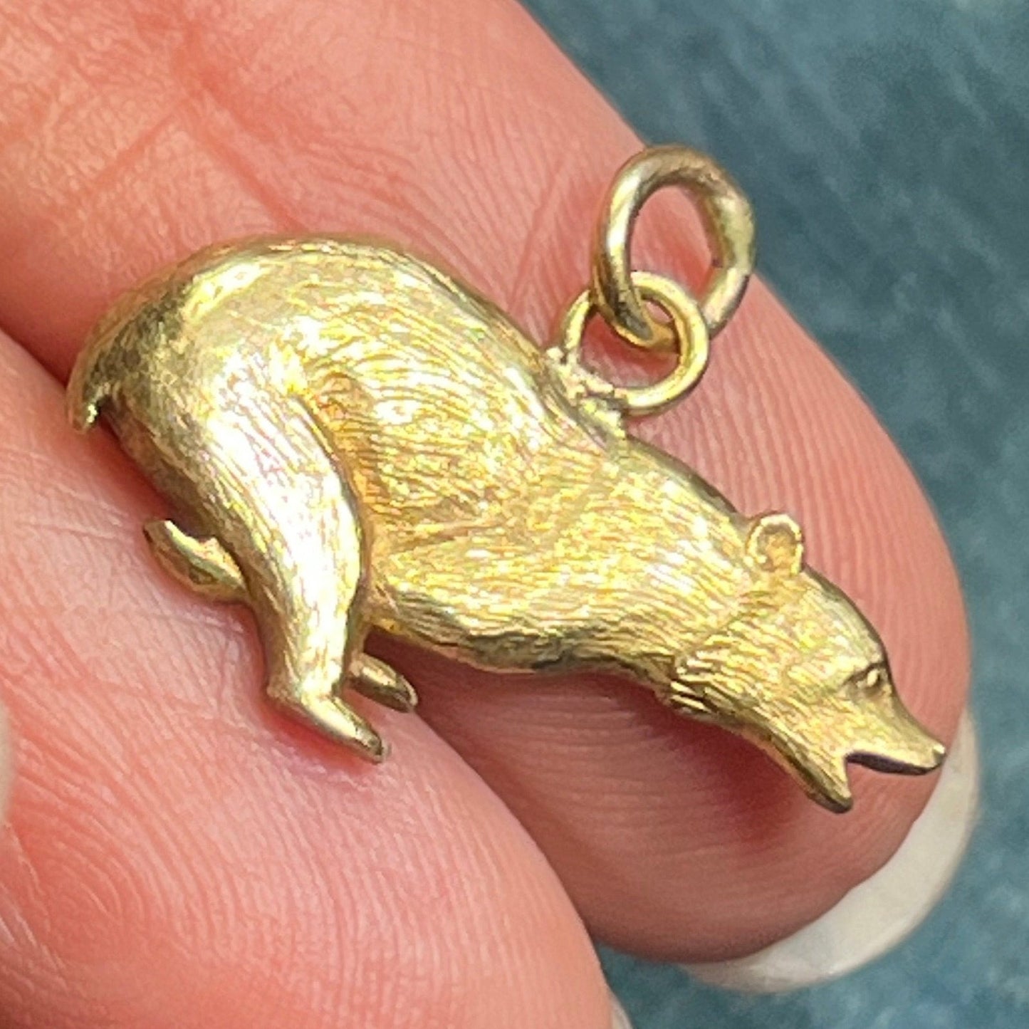 14k Yellow Gold RUNNING Grizzly Bear Pendant