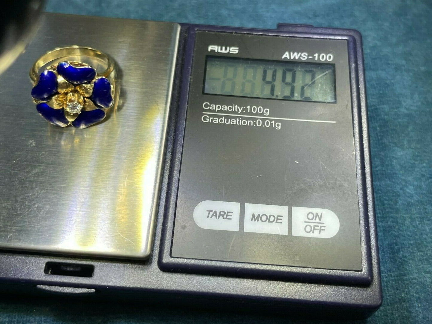 14k Yellow Gold Royal Blue Enamel Flower Diamond Ring. Heart Petals